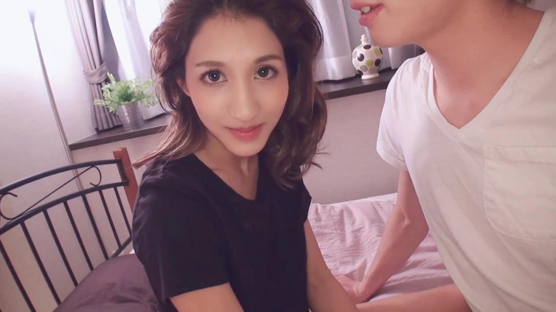 「高清无码』大眼睛高颜值的混血女朋友
